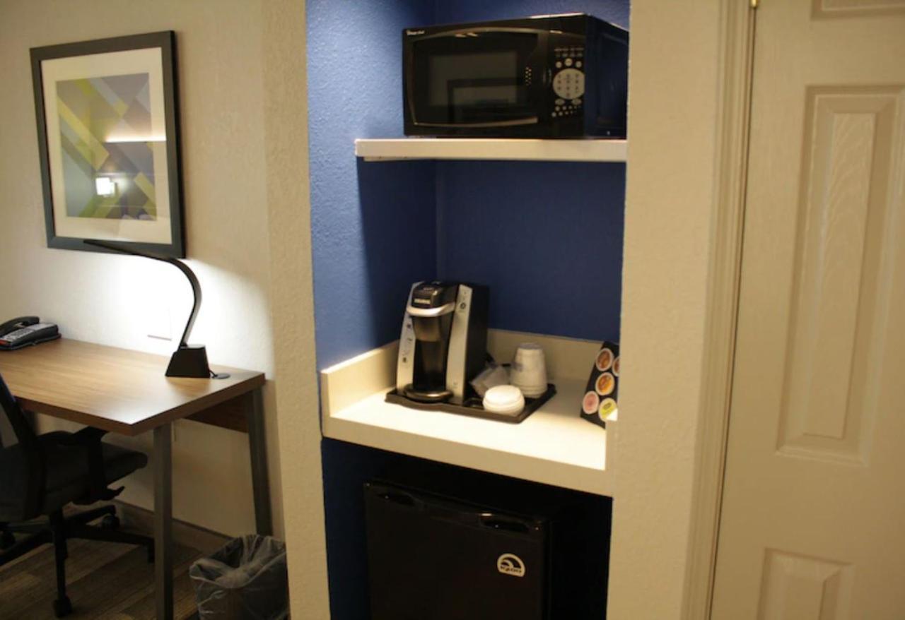 Holiday Inn Express Atlanta - Northeast I-85 - Clairmont Road By Ihg Eksteriør bilde