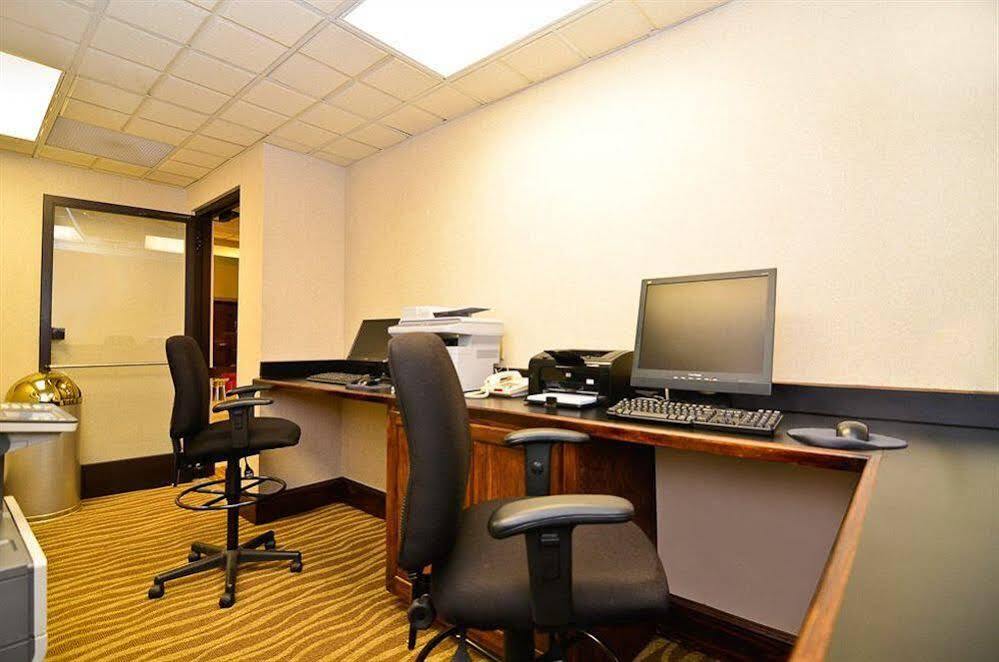 Holiday Inn Express Atlanta - Northeast I-85 - Clairmont Road By Ihg Eksteriør bilde